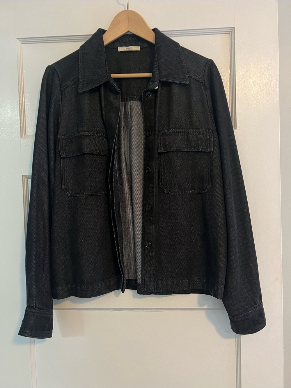 SESSUN:// Navy Denim-like Women's Button-Up Shirt Jacket: Medium
